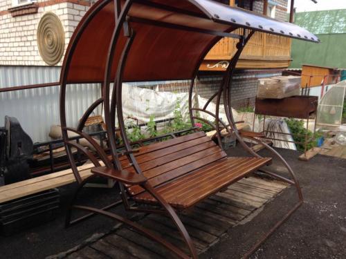 Зона отдыха на участке частного дома с качелями. Садовые качели: советы по выбору дизайна, конструкций и варианты постройки (125 фото и видео)