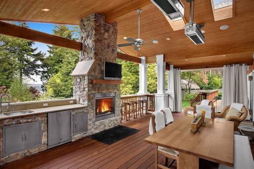 Терраса к дому проекты из металла. Красивые проекты домов с террасой и верандой пристроенной к дому (фото)