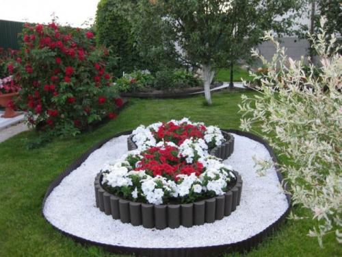 Идеи для клумбы своими руками для детского сада. Клумбы своими руками – 125 фото лучших идей размещений. Правила выбора растений и их посадка