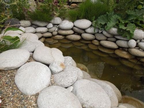 Белый камень для ландшафтного дизайна, как называется. Размеры декоративных камней