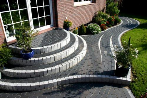 Что такое крыльцо частного дома с навесом. От царевича до портного: крыльцо для частного дома (фото, фен-шуй советы и секреты строителей)