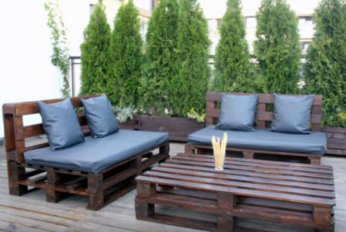 Садовая мебель из паллетов. Плюсы и минусы конструкций