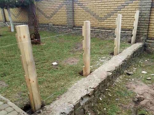 Забор из поддонов своими руками дешево и красиво. Как сделать практичный дачный забор из поддонов