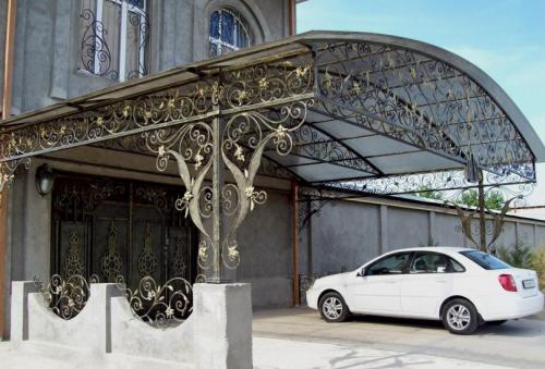 Навесы из поликарбоната во дворе частного дома — секреты мастера самостоятельного изготовления и особенности проектирования! (фото и видео)