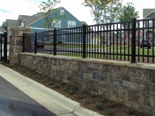 Декоративный забор для сада. Декоративный забор — основные функции и современные виды (110 фото-идей)