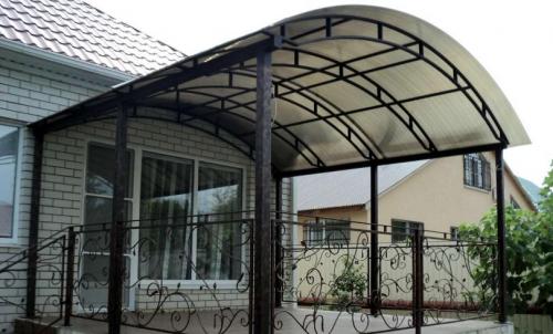 Сделать козырек над крыльцом своими руками. Козырек над крыльцом своими руками: виды, идеи, материалы, конструкции и варианты устройства (100 фото)