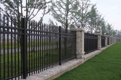 Декоративный забор для сада. Декоративный забор — основные функции и .