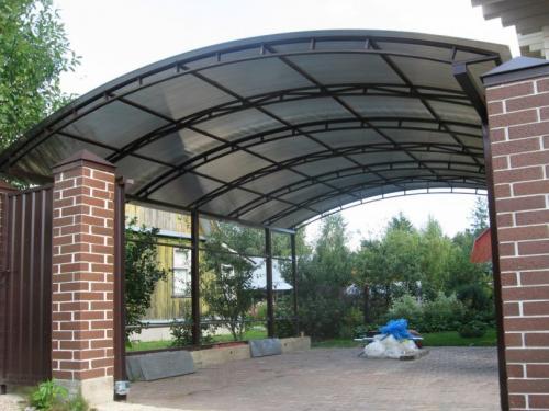 Навесы из поликарбоната во дворе частного дома — секреты мастера самостоятельного изготовления и особенности проектирования! (фото и видео)