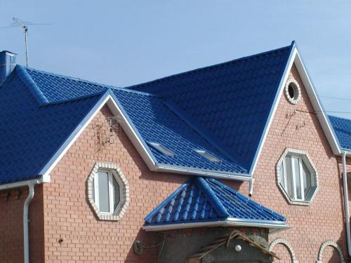 Сделать козырек над крыльцом своими руками. Козырек над крыльцом своими руками: виды, идеи, материалы, конструкции и варианты устройства (100 фото)