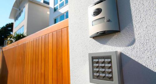Домофонный замок на калитку: безопасность и удобство в одном 04