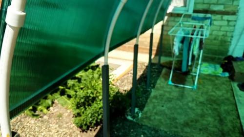 Сделай свое собственное укрытие: изготовление козырьков и навесов 12 Сделай свое собственное укрытие: изготовление козырьков и навесов 12