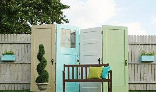 Как красиво покрасить забор двумя цветами. 35 идей для украшения забора