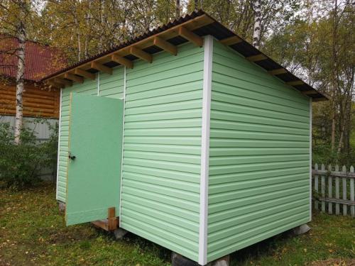 Навес к сараю своими руками. Односкатный навес 13