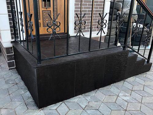 Пристроенное крыльцо к дому: что это и зачем оно нужно 13 Пристроенное крыльцо к дому: что это и зачем оно нужно 13