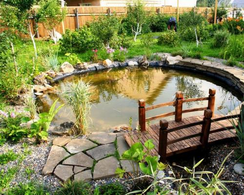 Как создать клумбу в стиле английского парка.  Детали, которые необходимы для создания нужной атмосферы