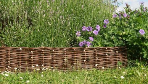 Плетеные бордюры для клумб. Как я делаю плетеный бордюр для высоких грядок