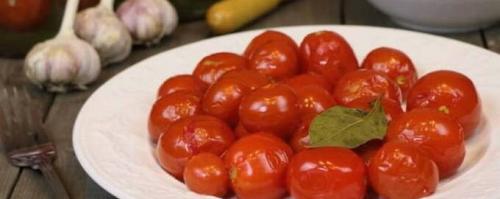 Уксус для помидор. Помидоры на зиму с уксусом — 10 рецептов маринованных помидоров