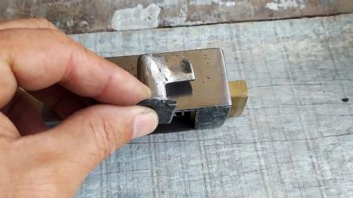 Как сделать короб для замка на калитку своими руками 09 Как сделать короб для замка на калитку своими руками 09