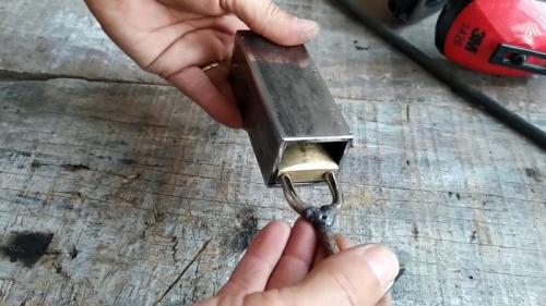 Как сделать короб для замка на калитку своими руками 10 Как сделать короб для замка на калитку своими руками 10