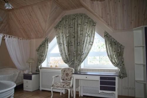 Тюль на дачу в деревянный дом. Особенности постройки 20