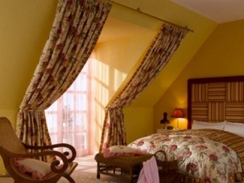 Тюль на дачу в деревянный дом. Особенности постройки 18