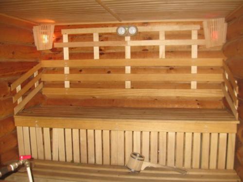 Баня современный дизайн. Отделка бани: 110 фото внутреннего обустройства парилки и душевой, комнаты отдыха. Описание основных этапов работ