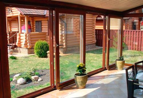 Как пристроить Веранду к дому. Как сделать Веранду к дому из бруса своими руками: Пошаговая инструкция проектирования, подбор материала +Фото и Видео 04 Как пристроить Веранду к дому. Как сделать Веранду к дому из бруса своими руками: Пошаговая инструкция проектирования, подбор материала +Фото и Видео 04