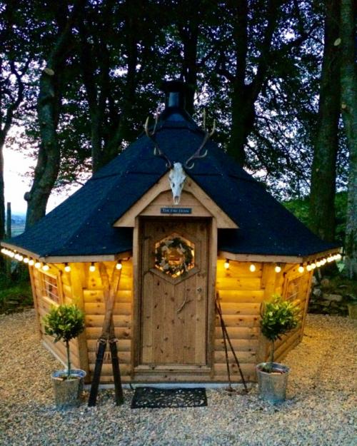 Красивые беседки во дворе частного дома. Что это такое: особенности 18