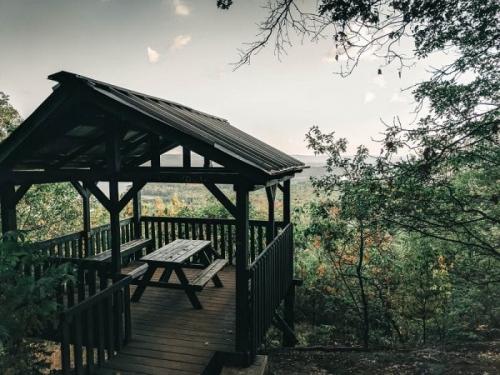 Фото красивых беседок для сада и заднего двора. Расположение, форма и размер беседок