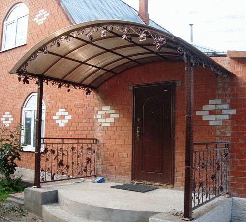 Какие факторы влияют на выбор козырьков над крыльцом. Навес над крыльцом: ассортимент материалов