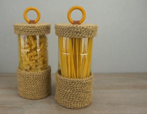 Контейнер из пластиковой бутылки своими руками. Шикарная идея из обычных пластиковых бутылок для поддержания порядка на кухне