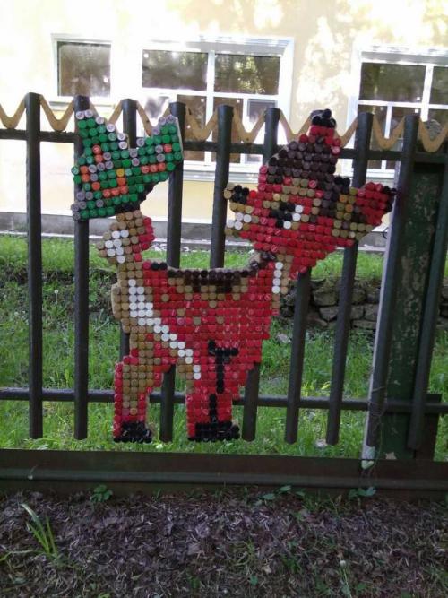 Лайфхак из пластиковых крышек. Поделки из крышек: что можно сделать своими руками из крышек и пробок к Новому Году в школу или детский сад