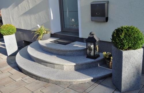 Крыльцо для деревенского дома с навесом. Крылечки с навесом 27