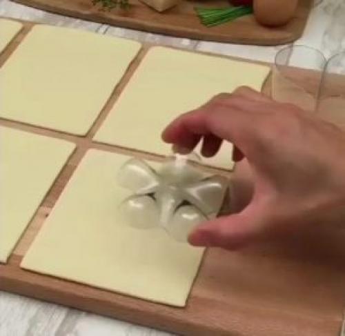 Что можно сделать из пластиковых бутылок для кухни. Как использовать пластиковые бутылки для кухни? 10 идей для поделок