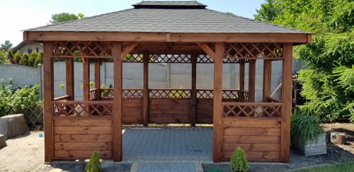 Какие особенности необходимо учитывать при создании беседки из бруса. Шаг 1: эскиз