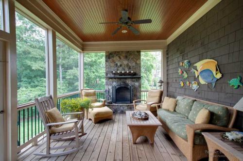 Как построить веранду на даче своими руками. Пол 09