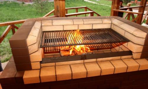 Мангал из кирпича на даче. Мангал из кирпича: чертежи, фото, видео. Инструкция, как сделать простой мангал на участке?