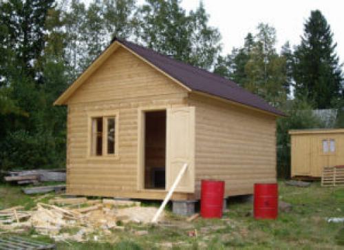 Хозпостройки на участке ижс. Что можно строить на земельных участках ИЖС?