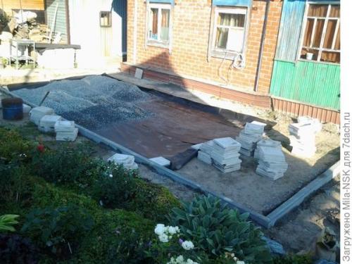 Как выровнять площадку для строительства прямоугольной беседки на даче. Как мы делали площадку под шатровую беседку и автостоянку