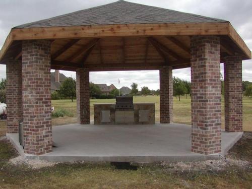 Как правильно подготовить участок для строительства беседки. Монолитное основание