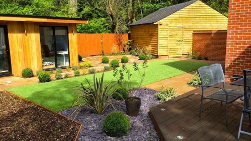 Ландшафтный дизайн маленького участка перед домом. Проектирование ландшафтного дизайна маленького участка