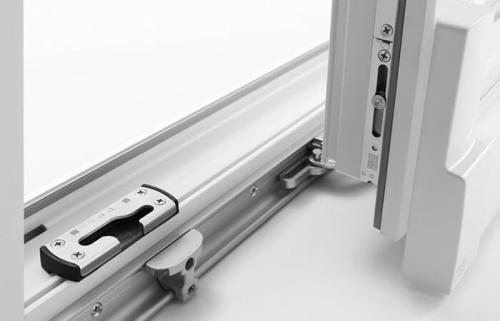 Веранда к дому с пластиковыми окнами: советы по выбору и установке 16