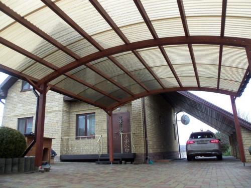 Навес к дому из поликарбоната. Как построить навес из поликарбоната своими руками — подробная инструкция возведения простых и сложных навесов (90 фото)