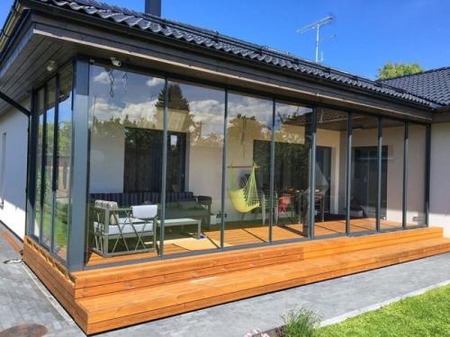 Веранда в частном доме. Особенности дизайна веранды: советы специалиста