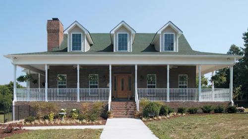 Как пристроить веранду или террасу к деревянному дому. Веранда к дому из дерева: элементы деревянной конструкции и этапы операции 19