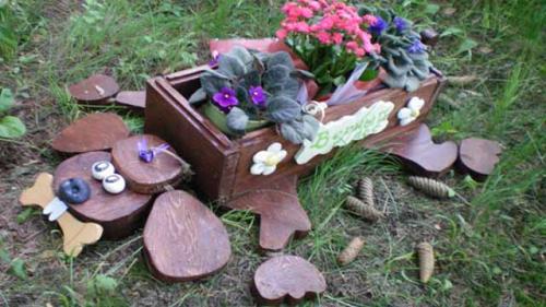 Цветник своими руками. Как сделать бордюр из кирпича или камня 13