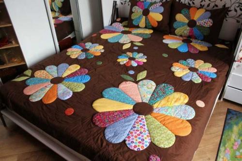 Шьем интересные вещи для дома. Поделки из лоскутков ткани своими руками: что можно сшить из остатков? Шьем из лоскутков разные разности