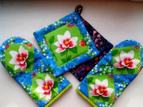 Шьем интересные вещи для дома. Поделки из лоскутков ткани своими руками: что можно сшить из остатков? Шьем из лоскутков разные разности