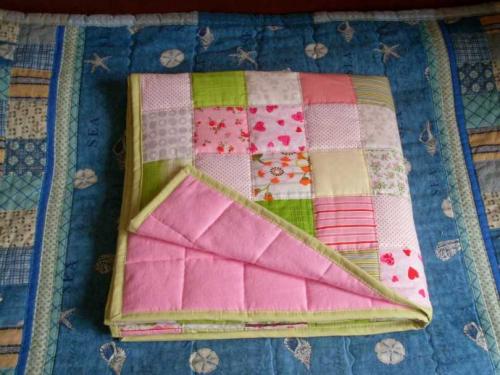 Шьем интересные вещи для дома. Поделки из лоскутков ткани своими руками: что можно сшить из остатков? Шьем из лоскутков разные разности