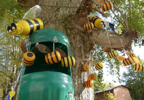 Поделки из пластиковых бутылок своими руками: ТОП-100 фото лучших идей для начинающих мастеров